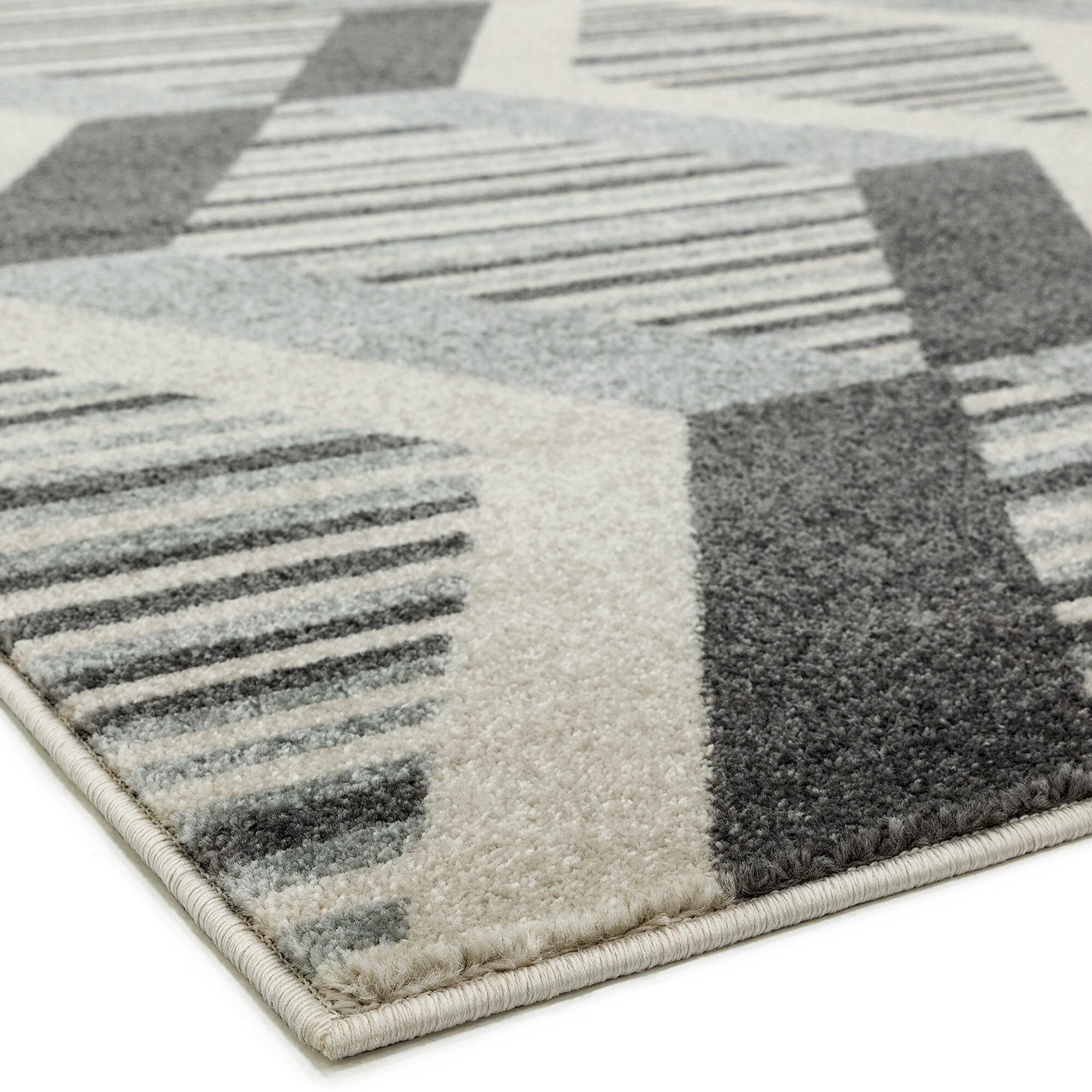 colt_cl12_diamond_grey_rug_4
