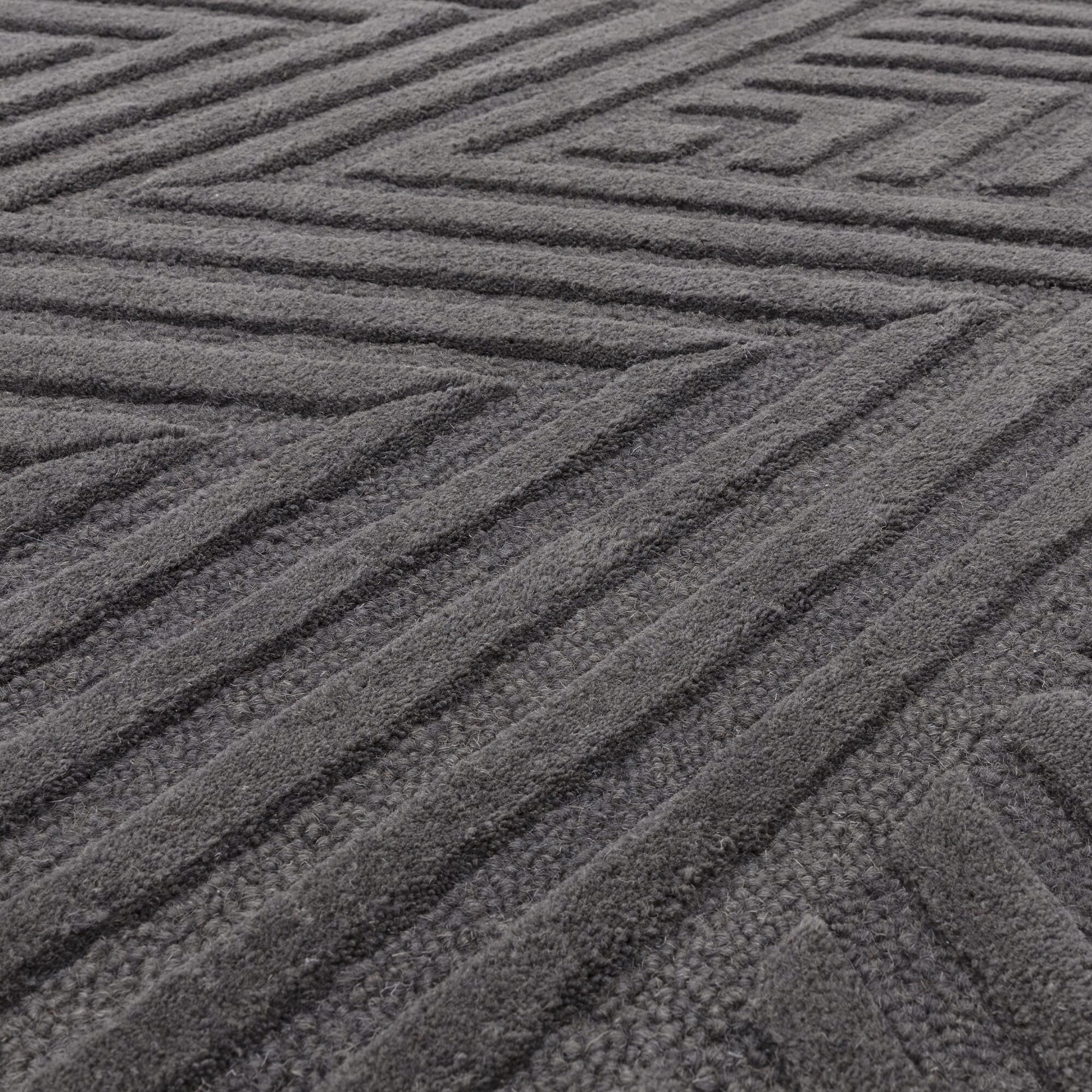 hague_charcoal_4 hague charcoal 4