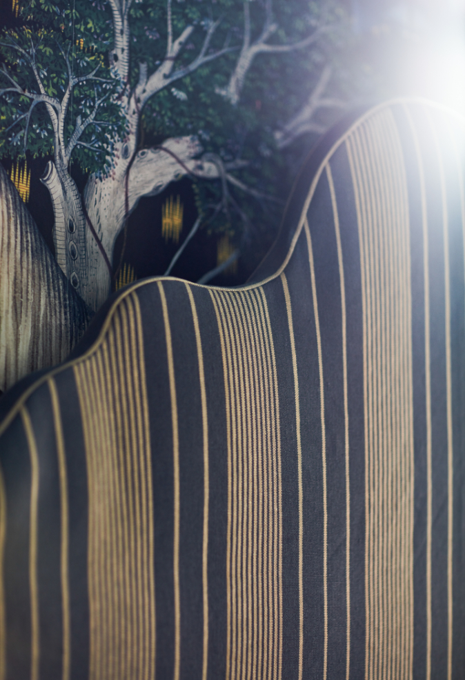 NEWPORT-STRIPES-Heavy-Linen-50x60cm-FB00079-2