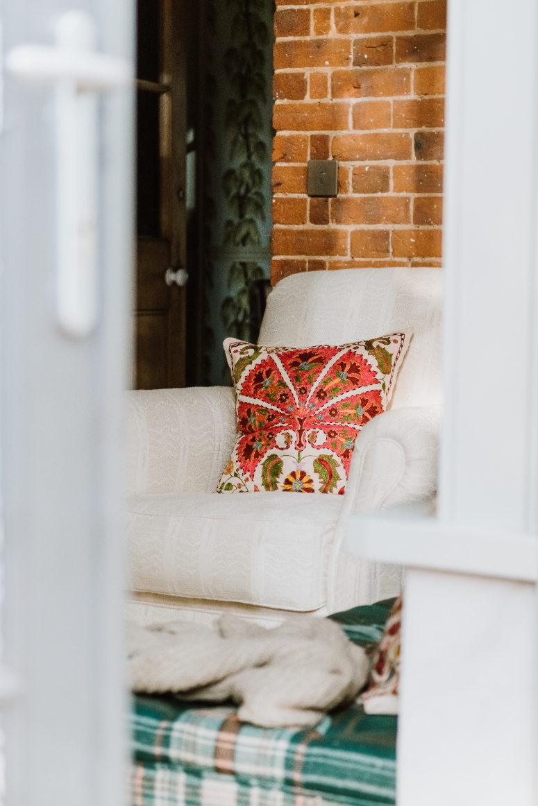 WHITELAKE Jacquard Woven Fabric 46 5x60cm FB00080 1